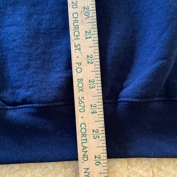 Gildan womens Lg navy hooded sweatshirt “Fueled by books & coffee “ screen print - Picture 8 of 8